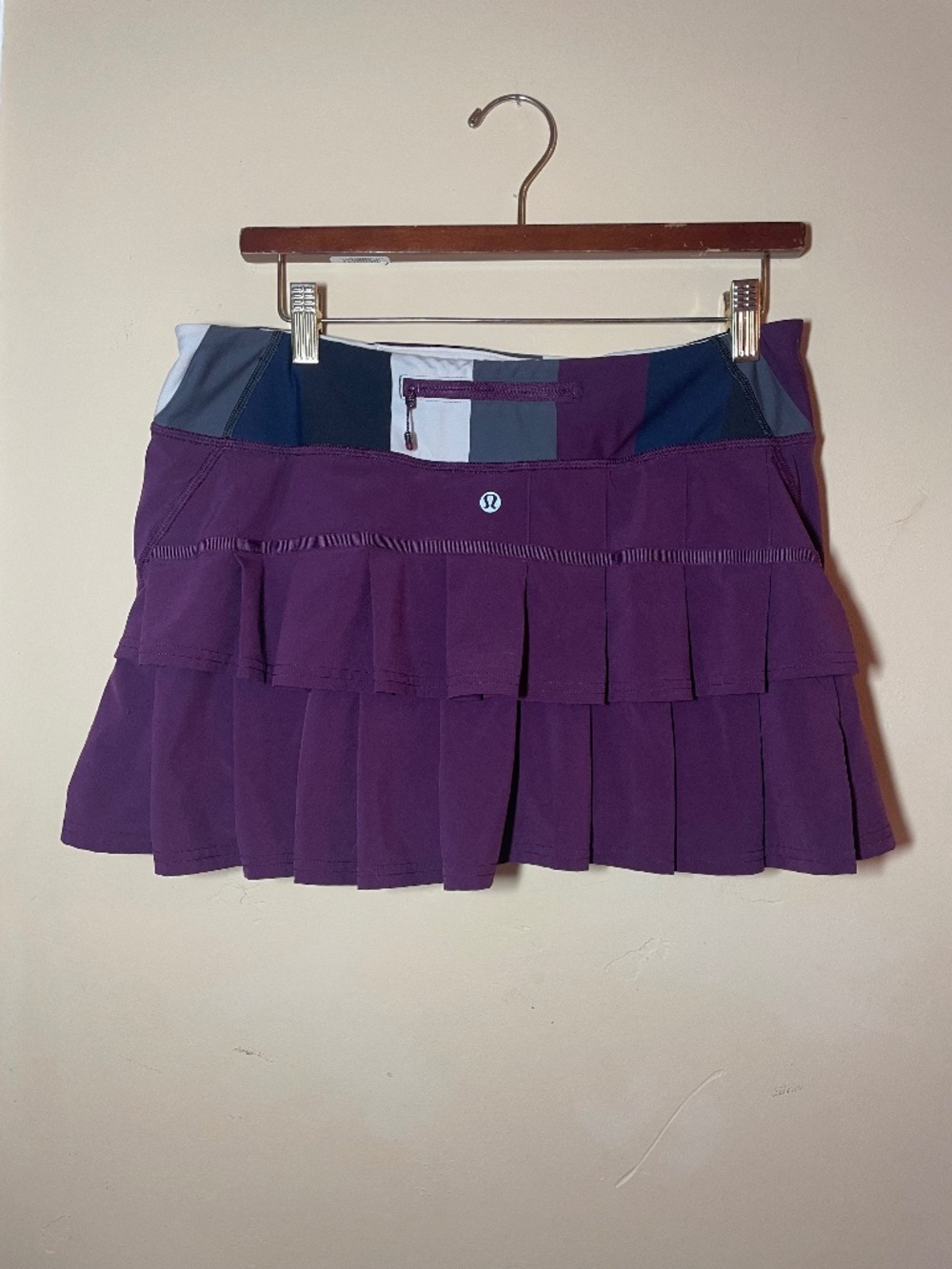 Lulemon tennis skirt